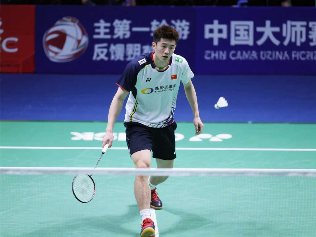 投向了后防 投向了后防